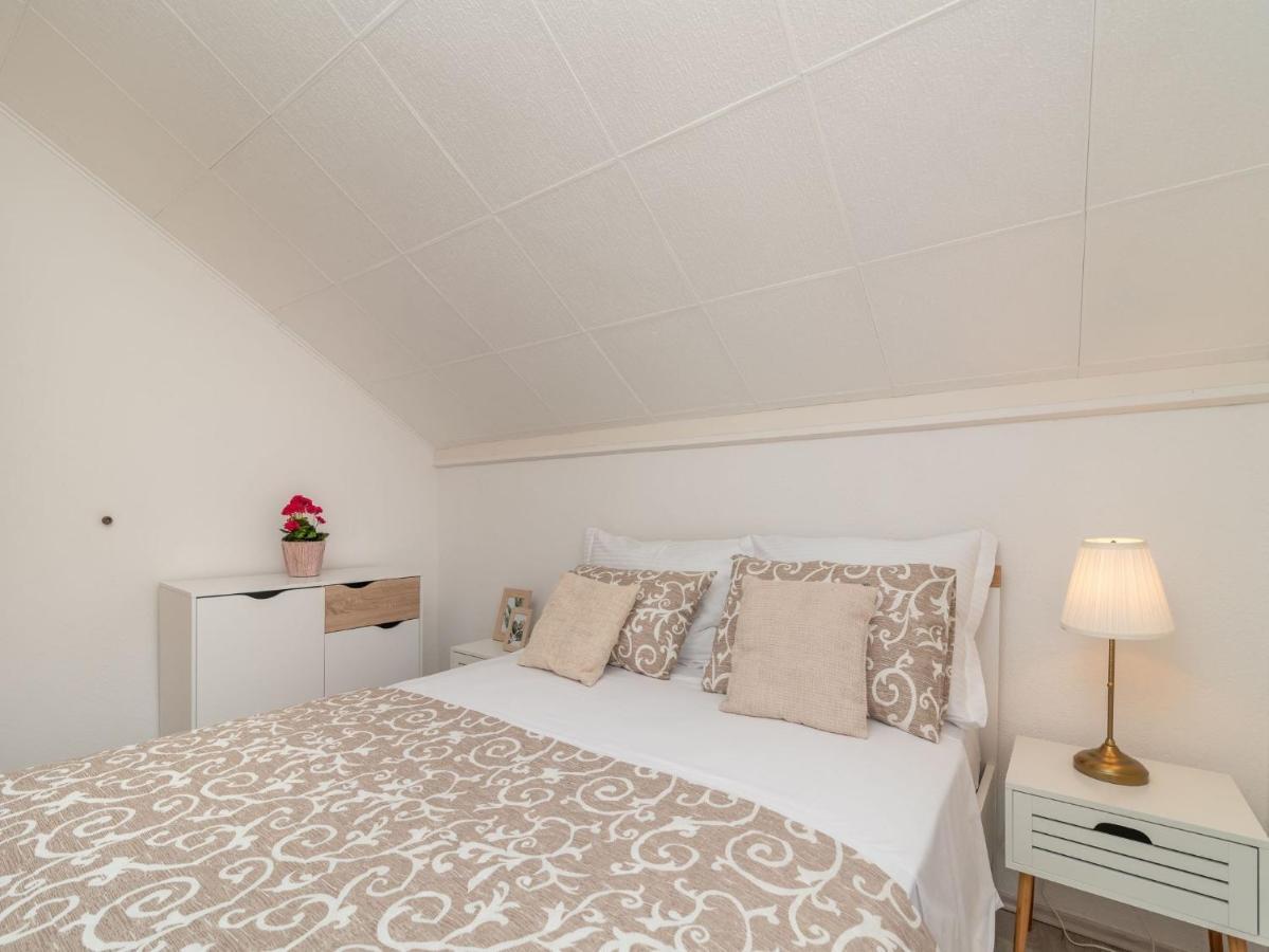 Scenic Sea View,Three Bedroom Villa With Pool Trogir Exteriér fotografie