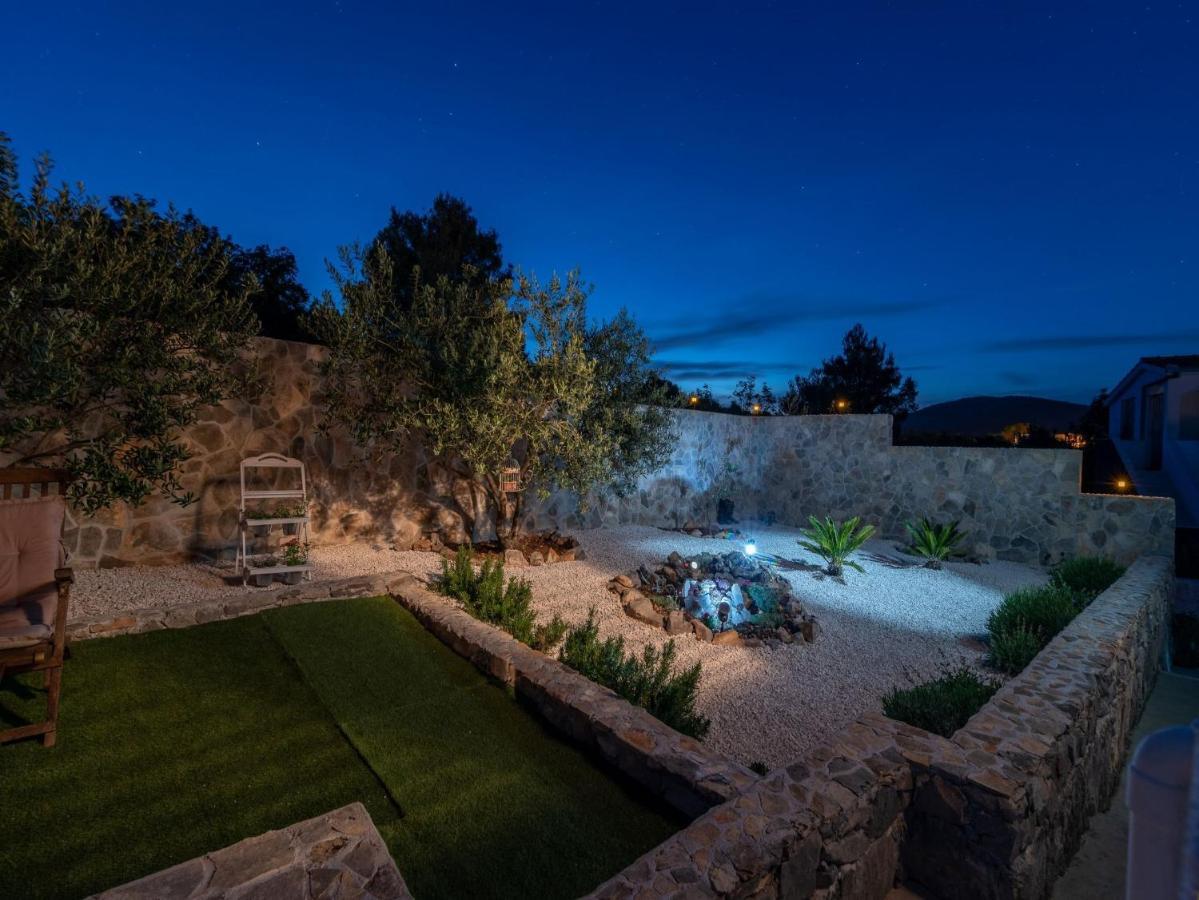 Scenic Sea View,Three Bedroom Villa With Pool Trogir Exteriér fotografie
